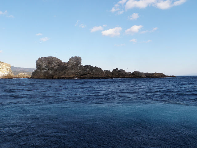 千足島